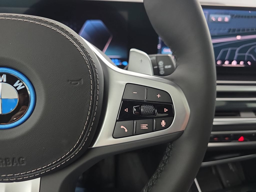 New 2026 BMW X5 xDrive50e w/ M Sport Package AWD/4WD image 18
