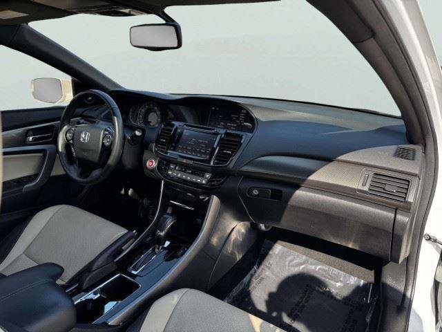 Used 2017 Honda Accord EX-L image 43