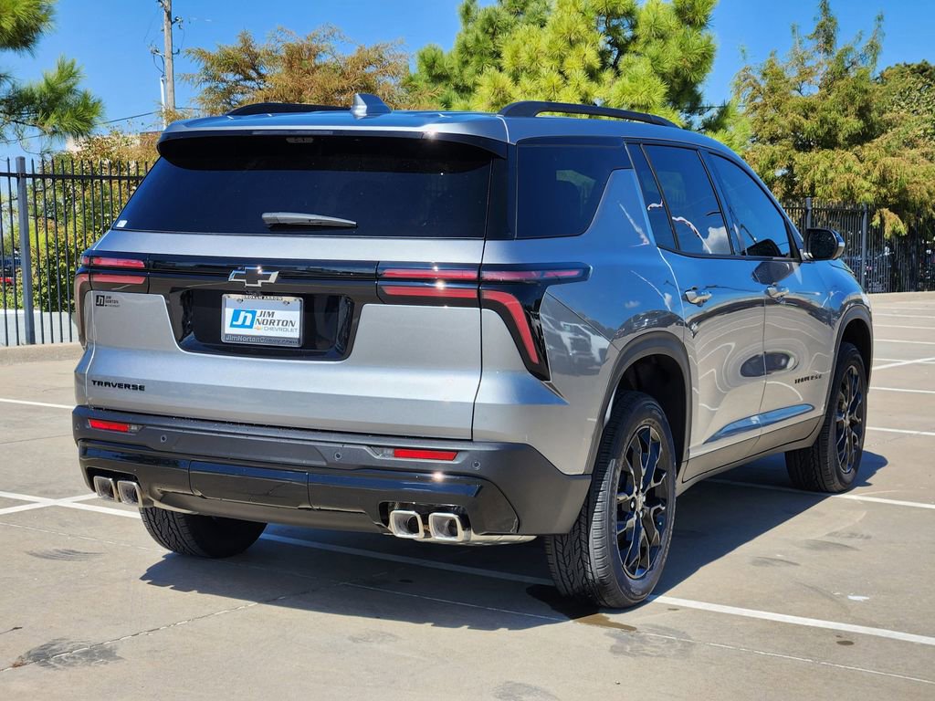 New 2026 Chevrolet Traverse RS w/ LPO, Floor Liner Package image 4