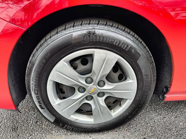 Used 2018 Chevrolet Cruze LS image 18