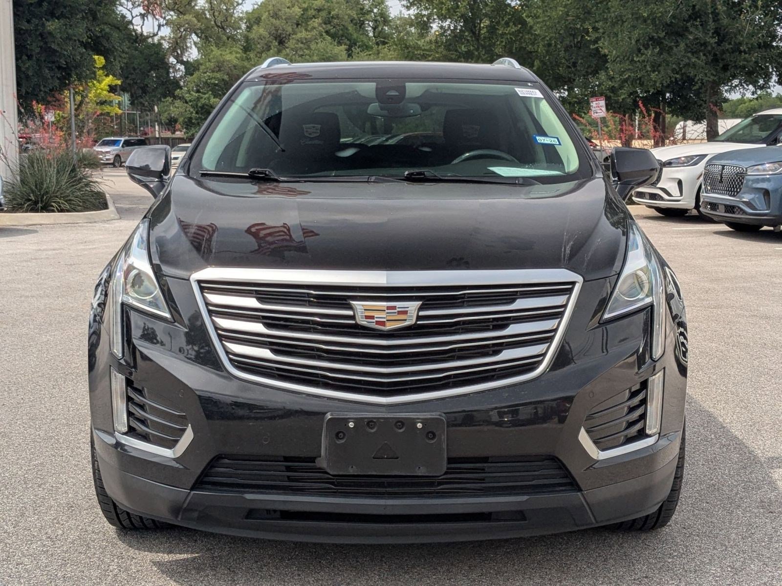Used 2018 Cadillac XT5 Luxury w/ Driver Awareness Package FWD image 8