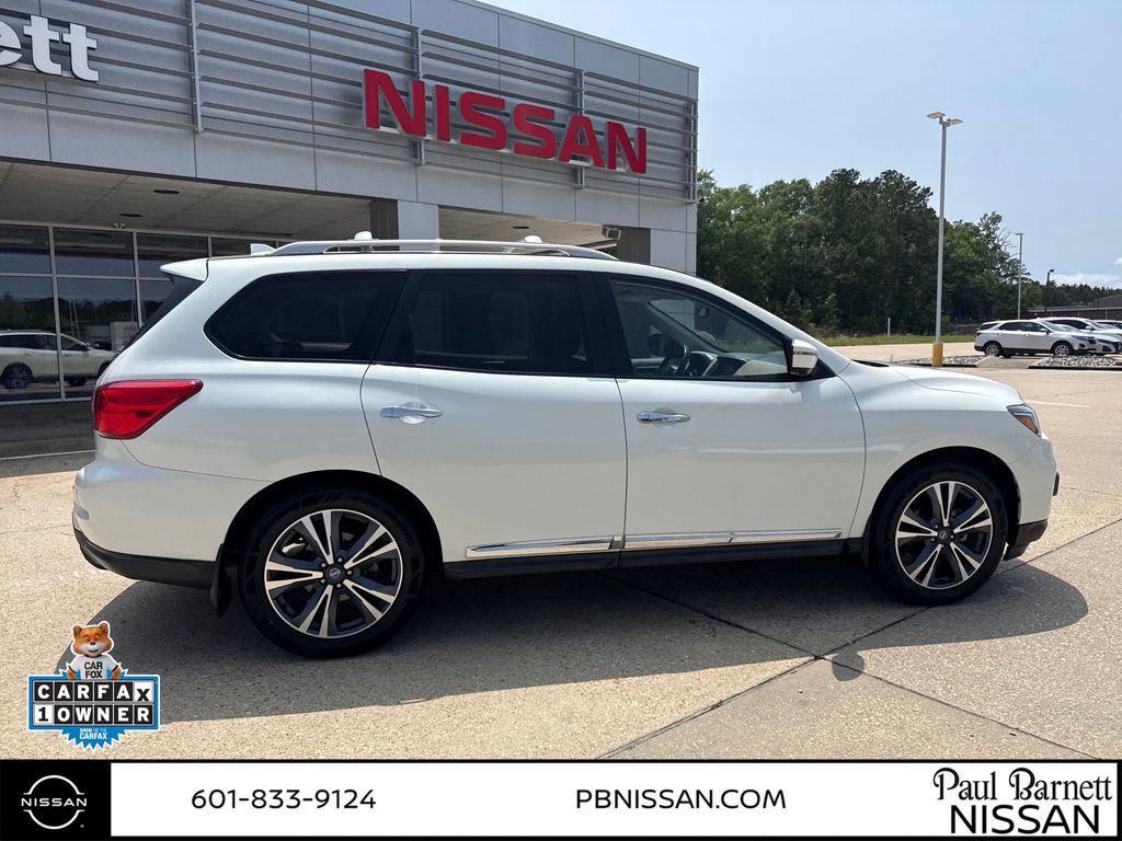 Used 2019 Nissan Pathfinder Platinum FWD image 10