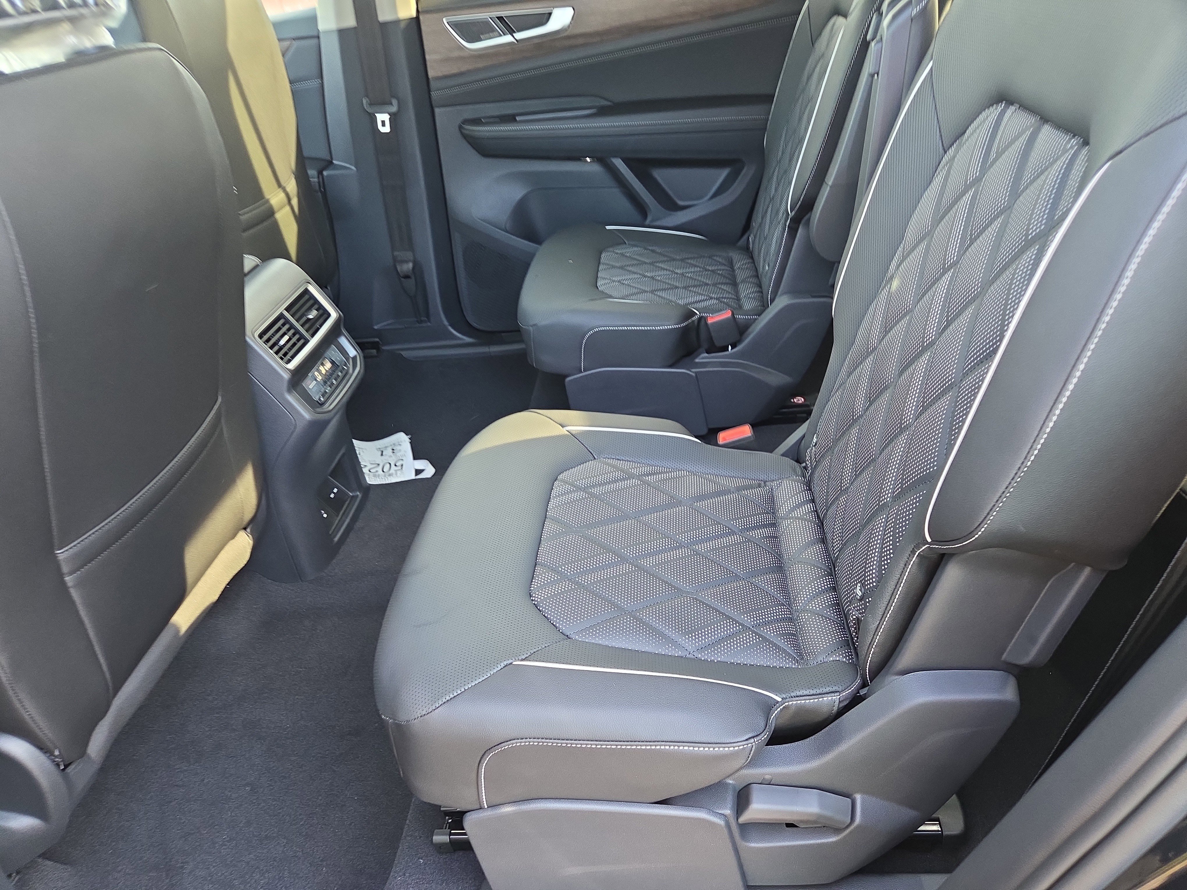 New 2026 Volkswagen Atlas SEL Premium R-Line image 6