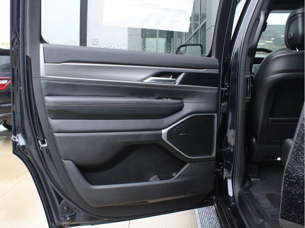 New 2025 Jeep Wagoneer Series II w/ Premium Group I image 24