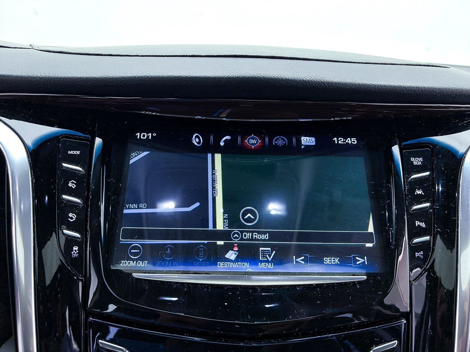 Used 2020 Cadillac Escalade ESV Luxury AWD/4WD image 8
