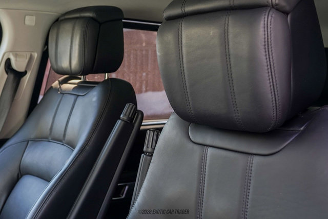 Used 2020 Land Rover Range Rover Long Wheelbase HSE image 28