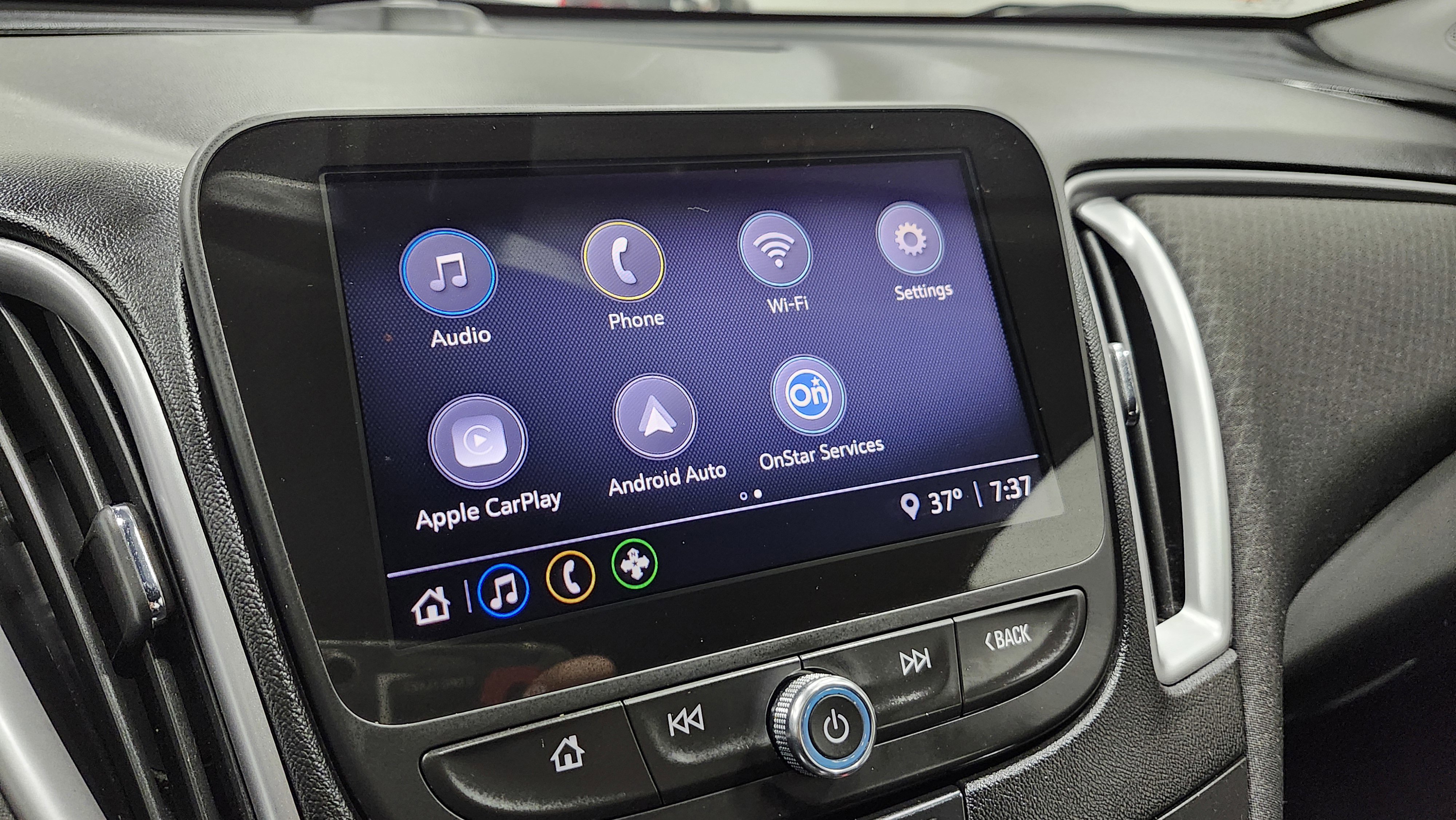 Used 2021 Chevrolet Malibu LS image 4