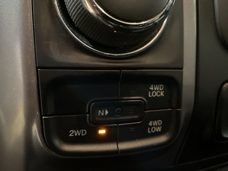 Used 2024 RAM 1500 Classic SLT image 32