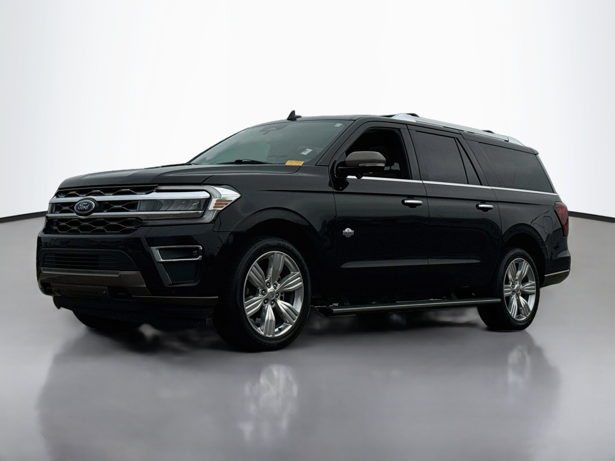 Used 2022 Ford Expedition Max King Ranch AWD/4WD image 3