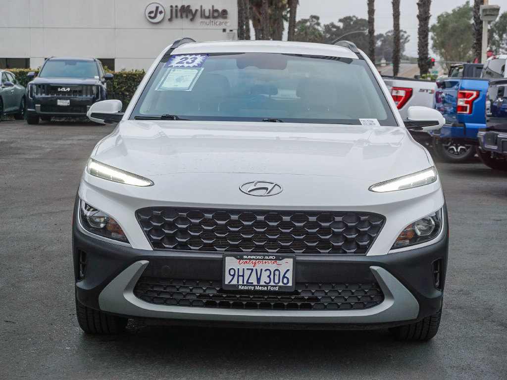 Used 2023 Hyundai Kona SEL w/ Cargo Package FWD image 2