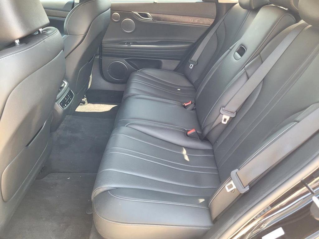 Used 2021 Genesis G80 2.5T w/ Advanced Package image 13