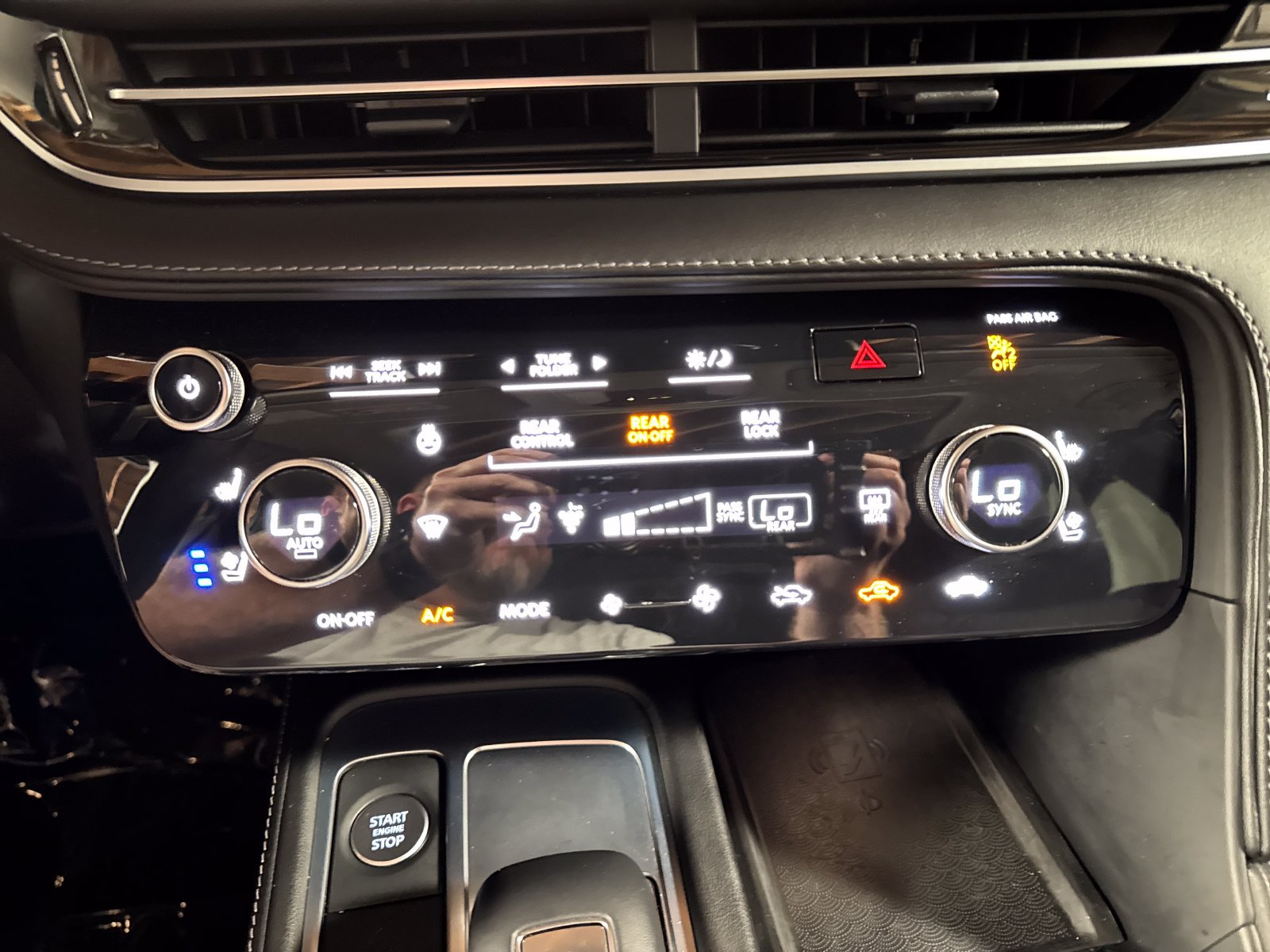 Certified 2025 INFINITI QX60 Sensory AWD/4WD image 23