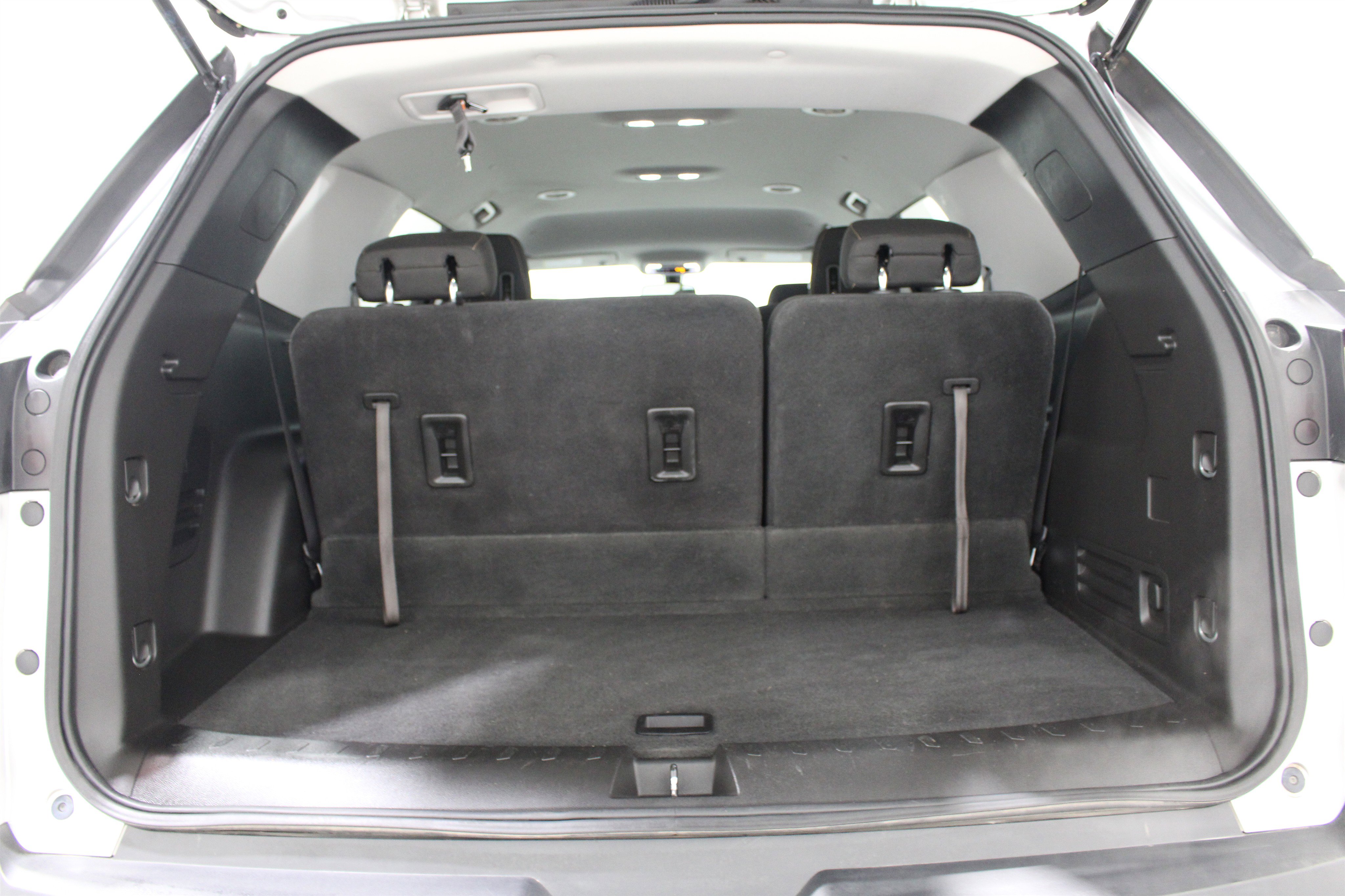 Used 2018 Chevrolet Traverse LS FWD image 21