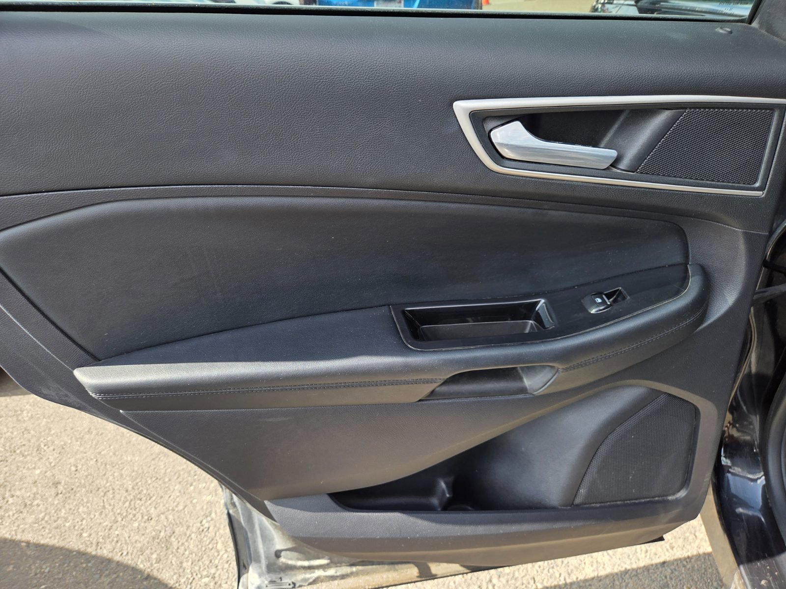 Used 2020 Ford Edge SEL AWD/4WD image 9