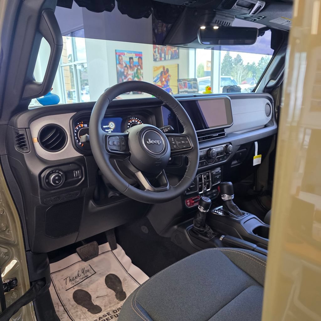 New 2026 Jeep Gladiator Sport AWD/4WD image 15