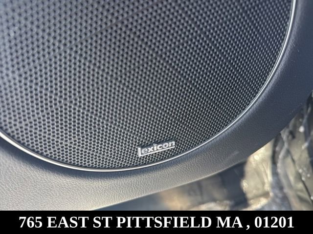 Used 2025 Genesis GV70 3.5T Sport w/ Sport Prestige Package image 16