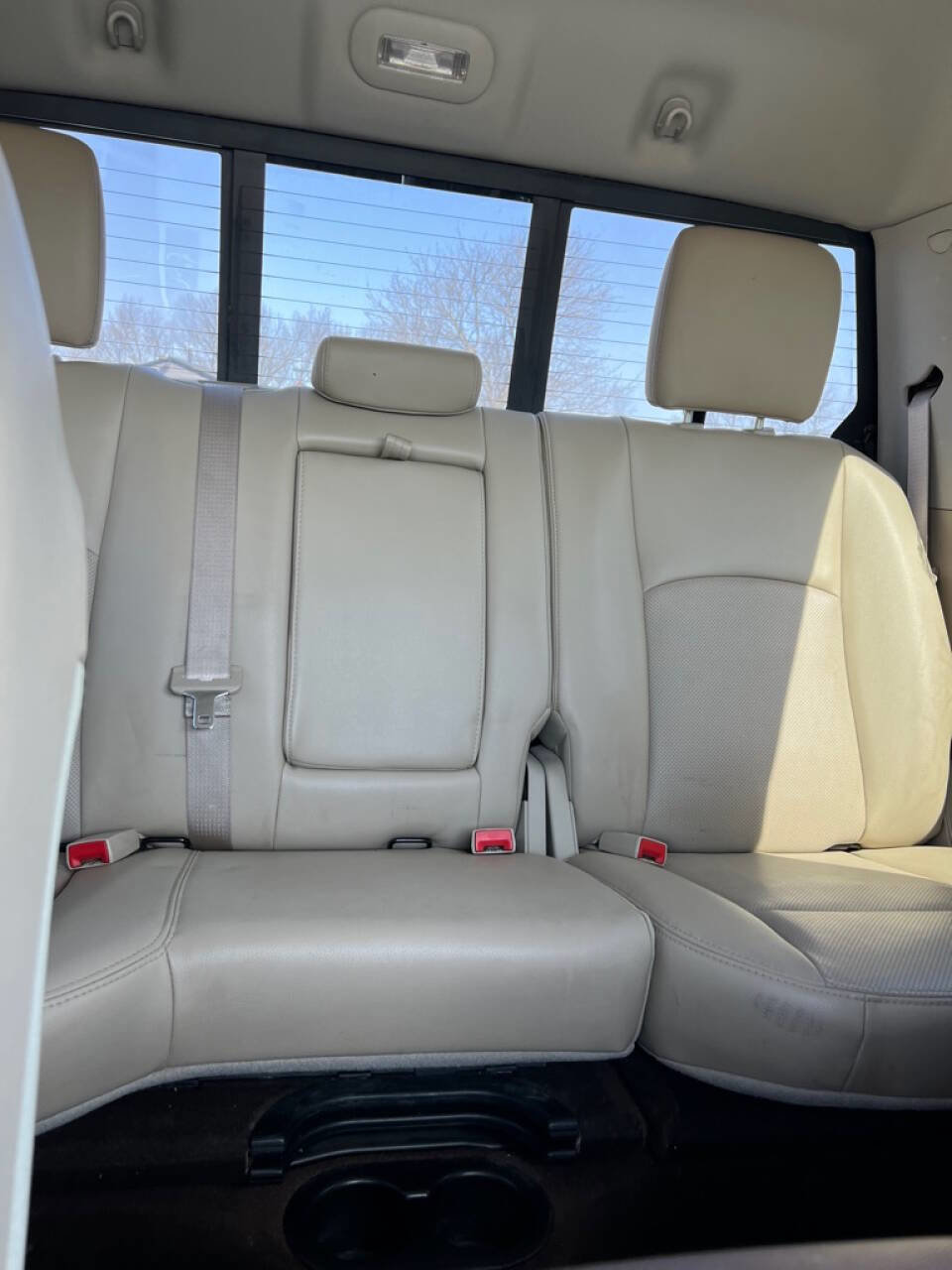 Used 2016 RAM 2500 Laramie AWD/4WD image 12