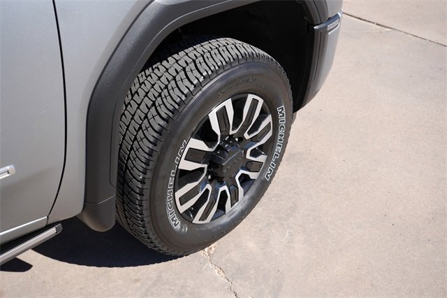 Used 2024 GMC Sierra 2500 Denali Ultimate w/ Max Trailering Package image 10