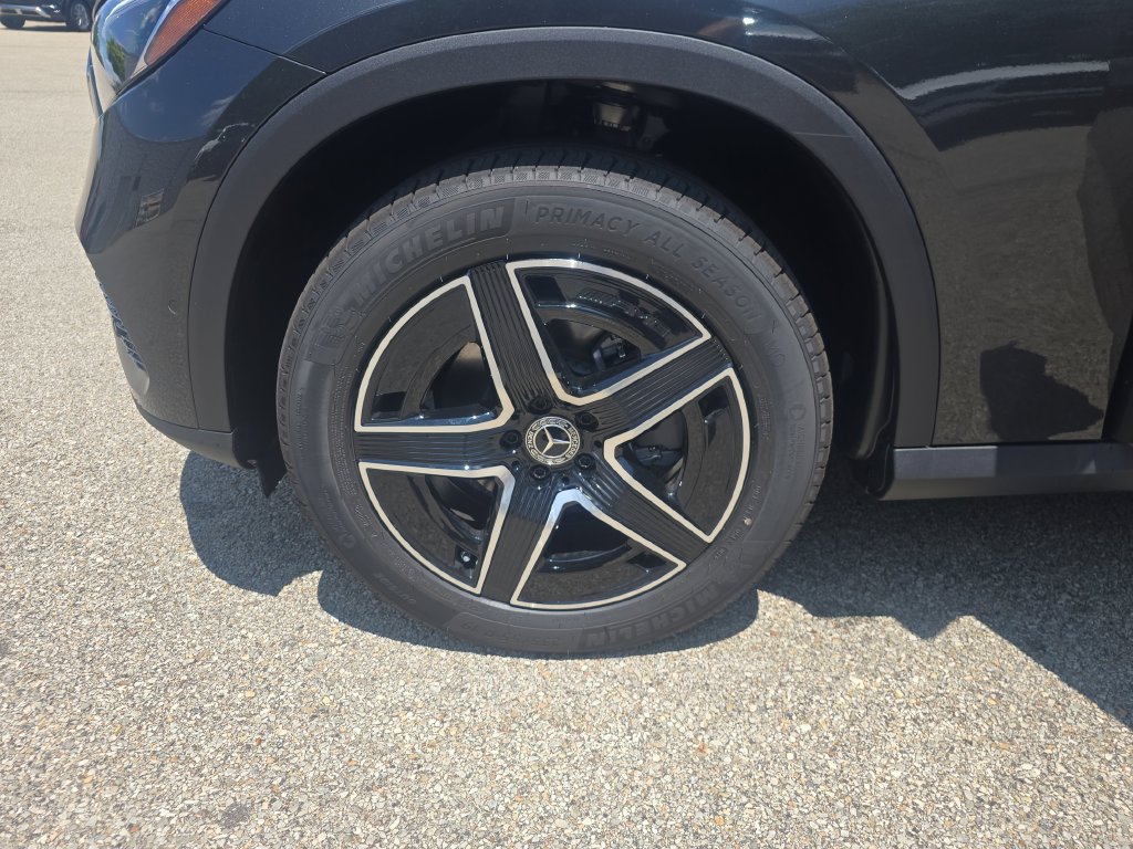 New 2026 Mercedes-Benz GLC 300 4MATIC image 27