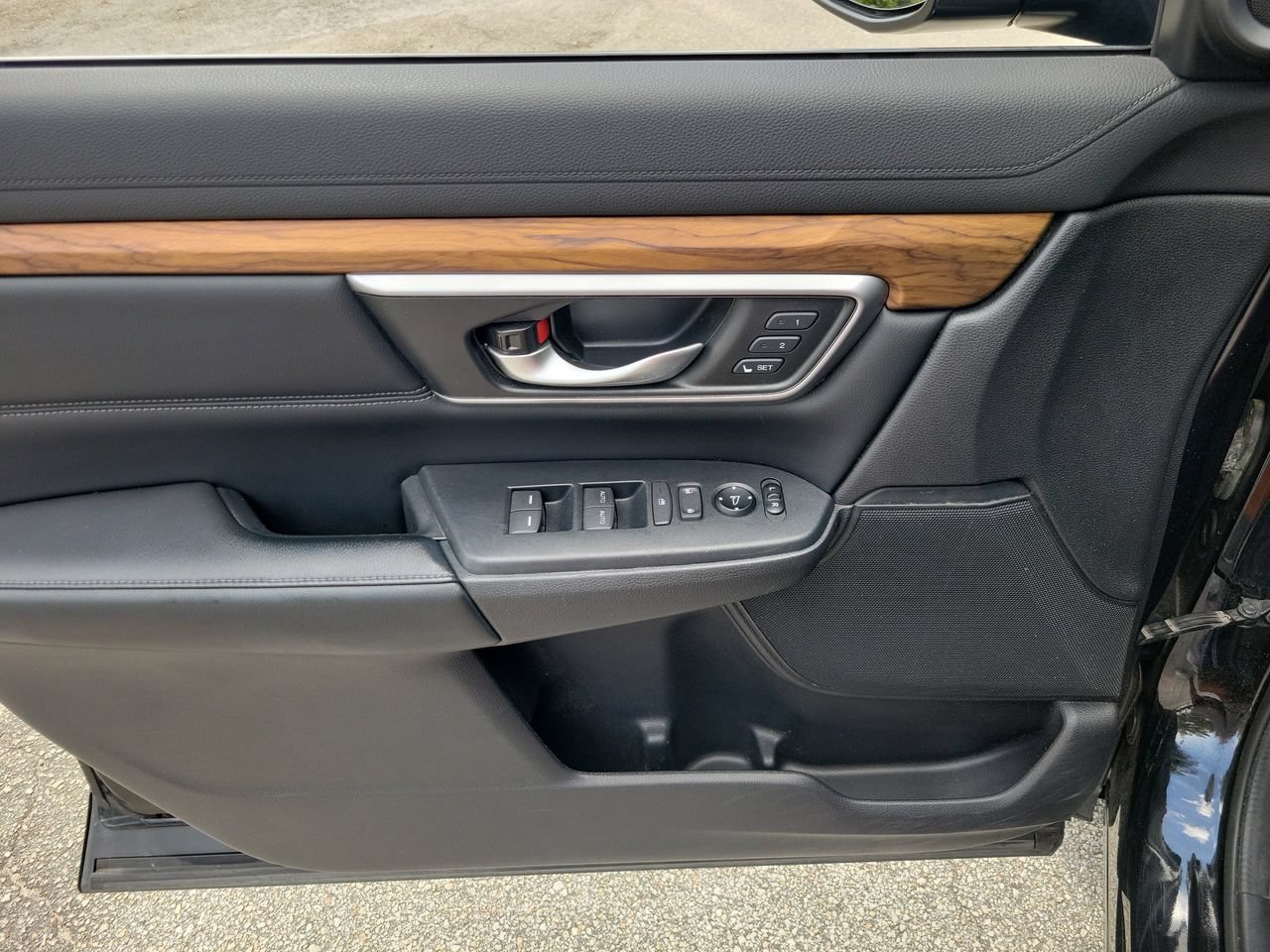 Used 2017 Honda CR-V EX-L image 13