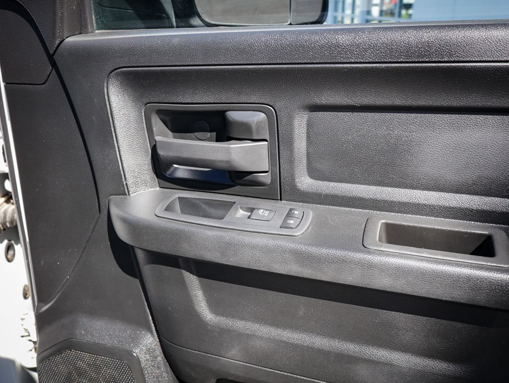 Used 2022 RAM 2500 Tradesman w/ Chrome Appearance Group AWD/4WD image 26