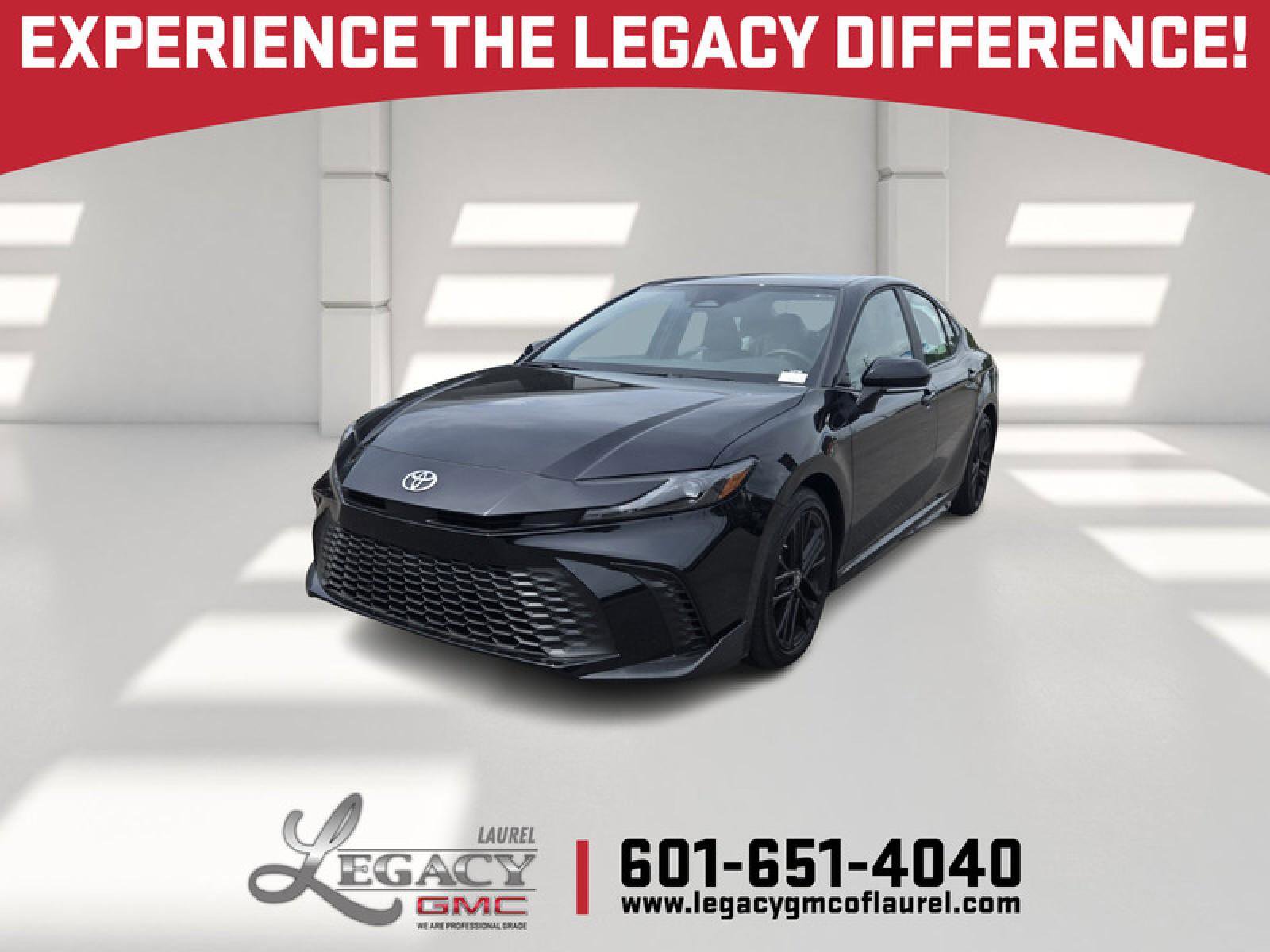 Used 2025 Toyota Camry SE