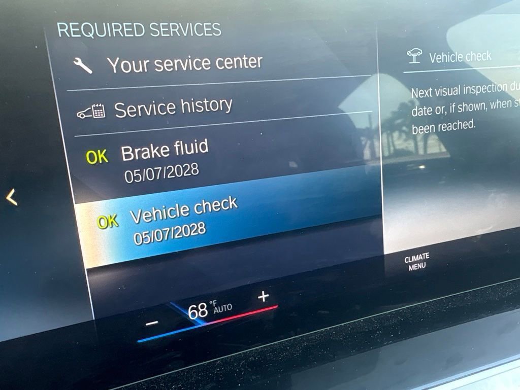 Used 2023 BMW i4 eDrive35 w/ Premium Package RWD image 2