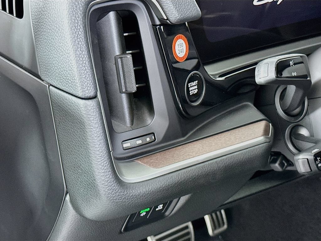 New 2026 Porsche Cayenne S AWD/4WD image 11