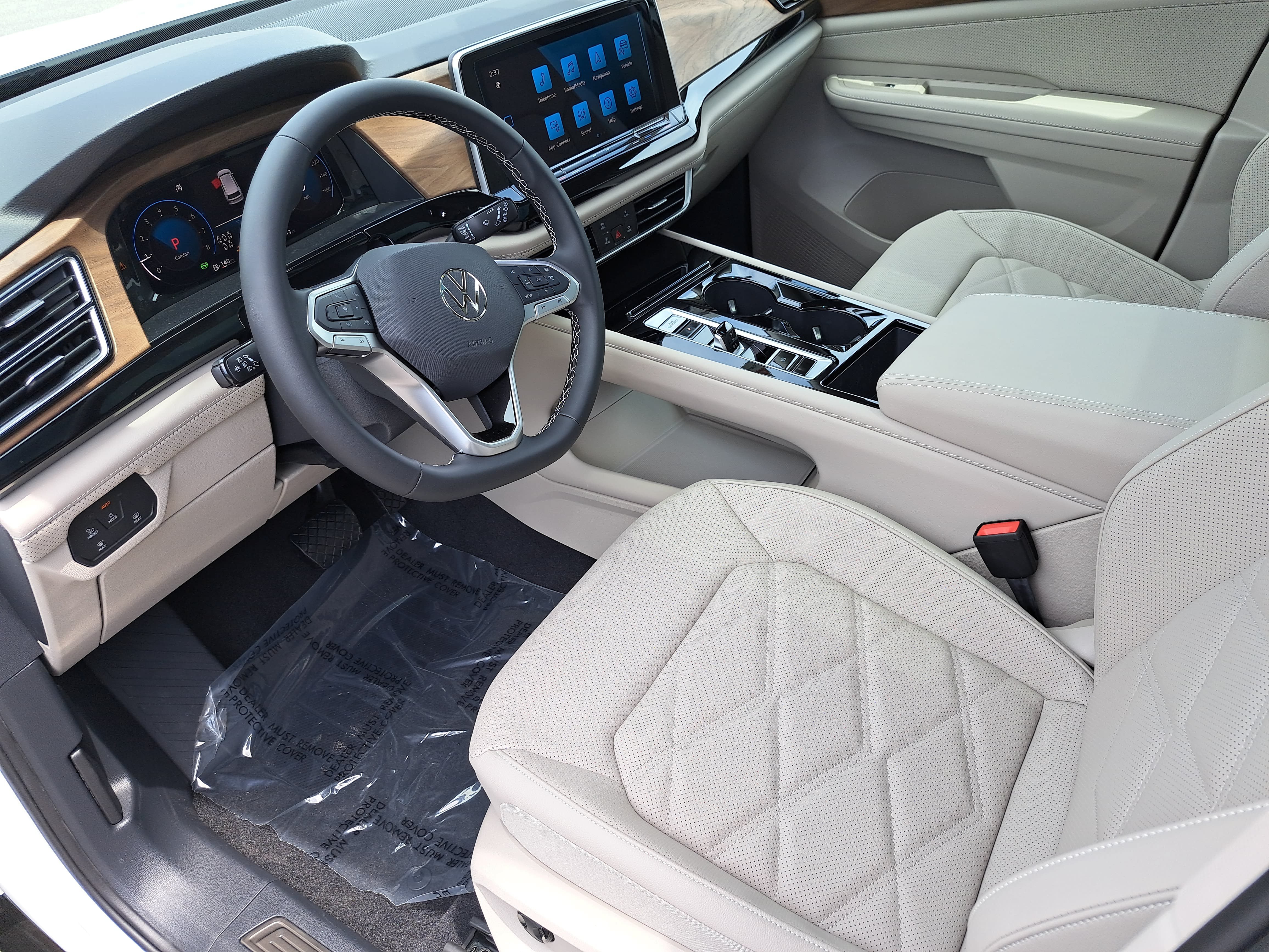 New 2026 Volkswagen Atlas SE FWD image 17