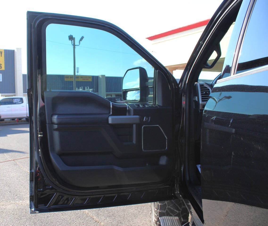Used 2018 Ford F250 Platinum w/ Platinum Ultimate Package AWD/4WD image 20