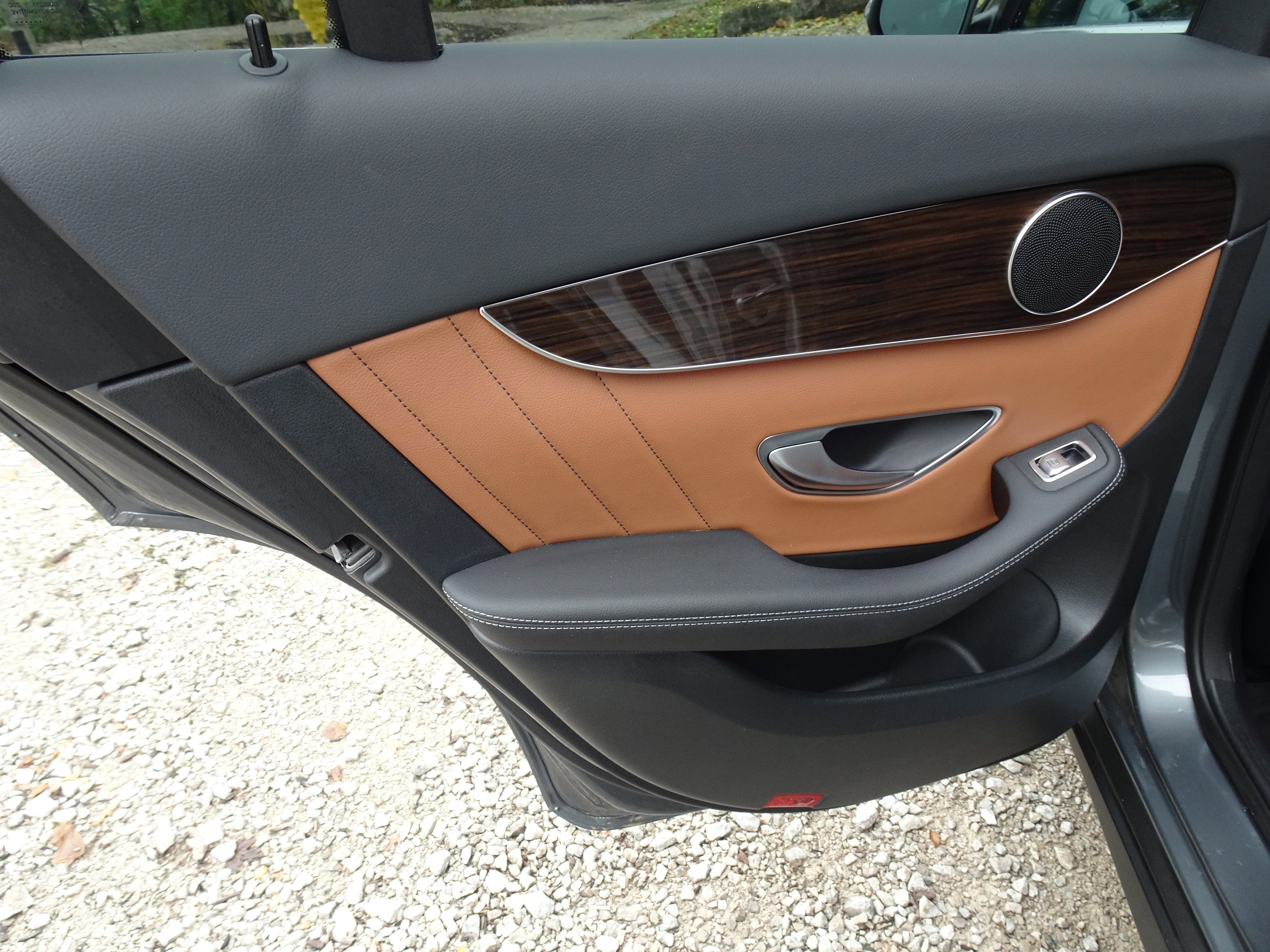 Used 2021 Mercedes-Benz GLC 300 GLC 300 image 20