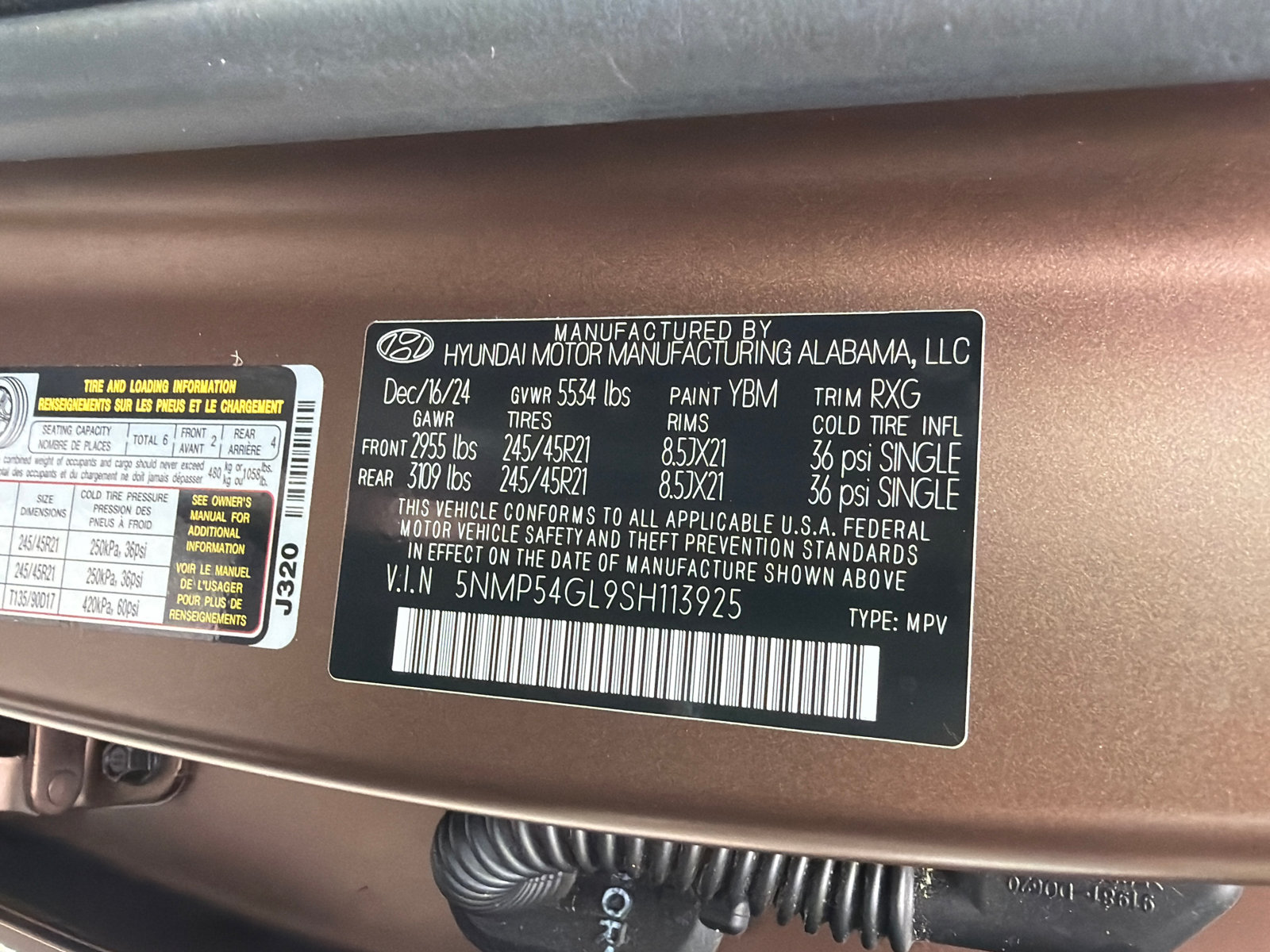 Certified 2025 Hyundai Santa Fe Calligraphy FWD image 36