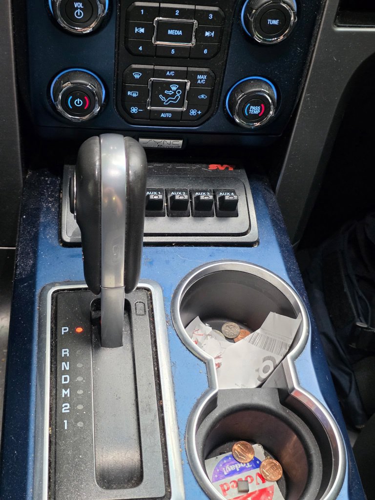 Used 2014 Ford F150 Raptor w/ Equipment Group 801A Luxury AWD/4WD image 33