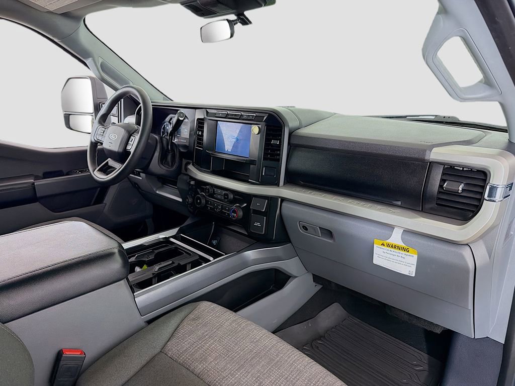 Used 2024 Ford F250 XLT w/ FX4 Off-Road Package AWD/4WD image 14