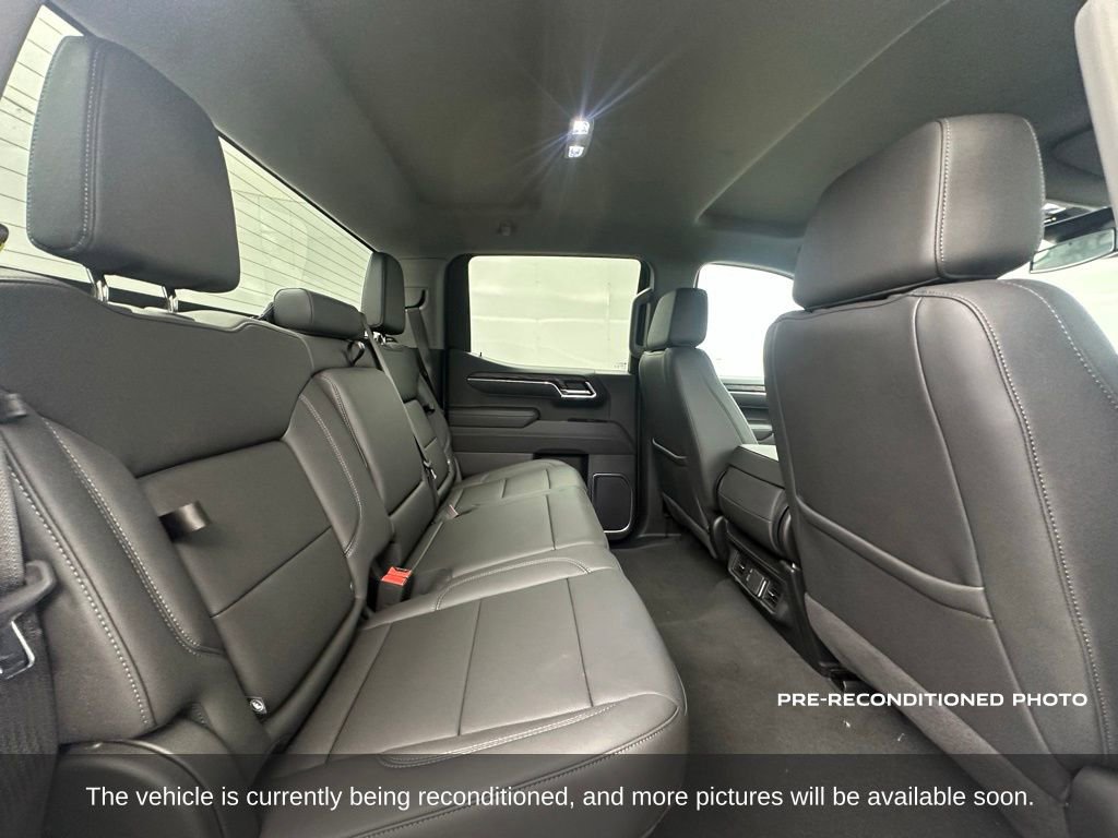 Used 2025 GMC Sierra 1500 SLT image 15