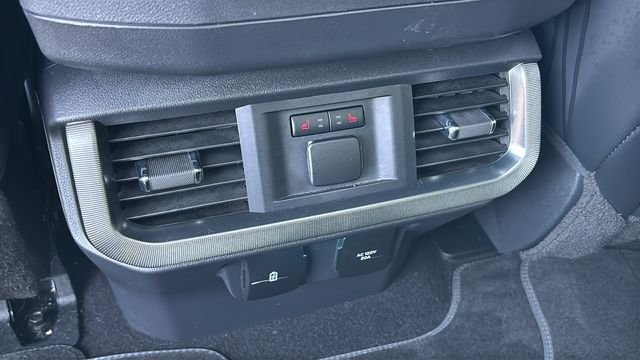 Used 2024 Ford F150 Platinum w/ Equipment Group 702A High AWD/4WD image 8