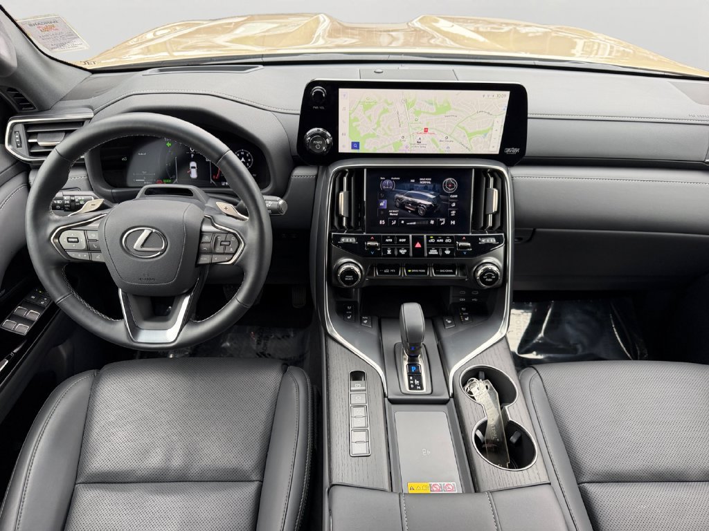 Certified 2025 Lexus LX 700h Overtrail AWD/4WD image 16