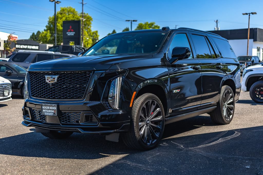 Used 2025 Cadillac Escalade V AWD/4WD image 4