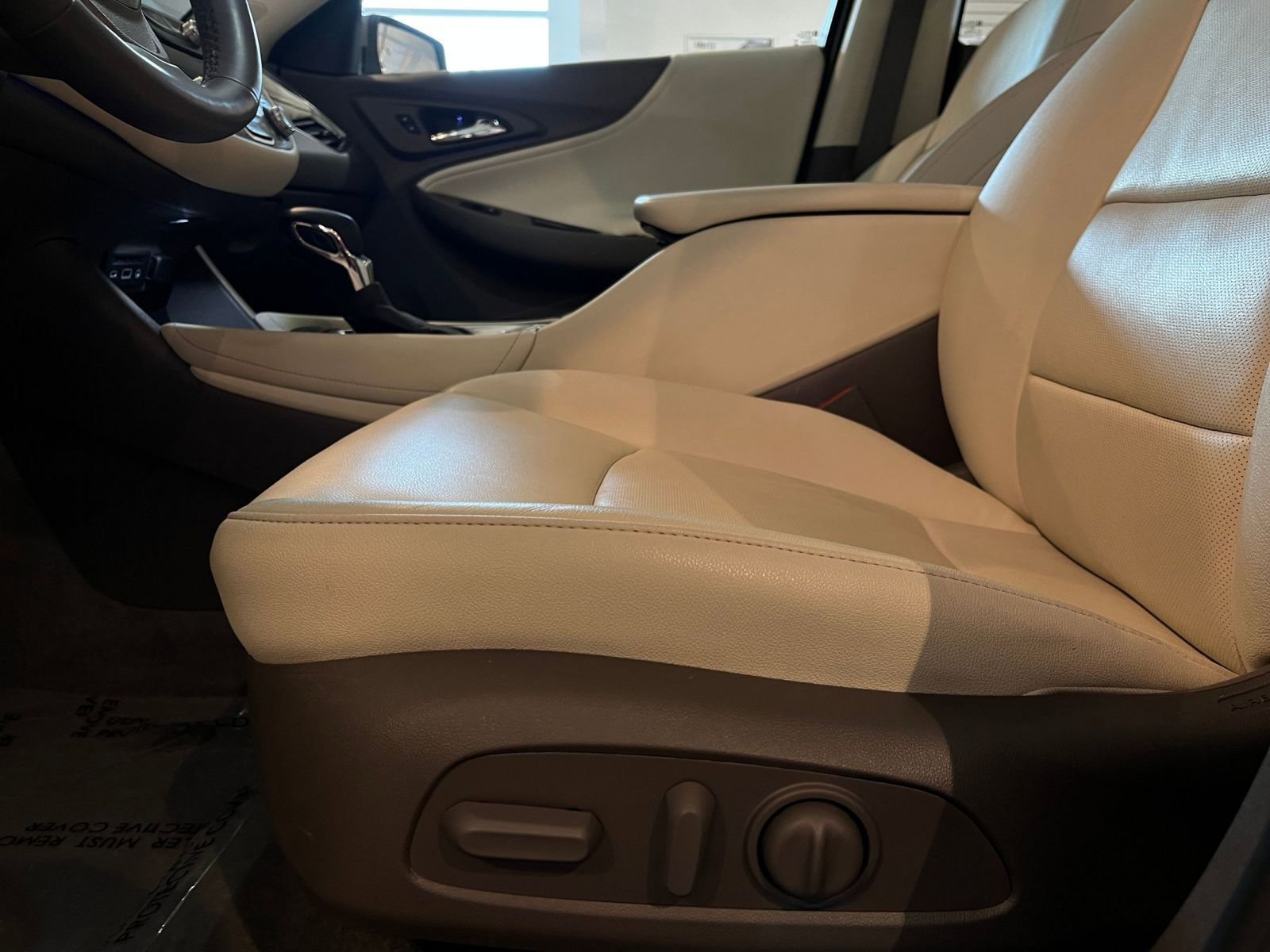 Used 2024 Chevrolet Malibu LT image 23