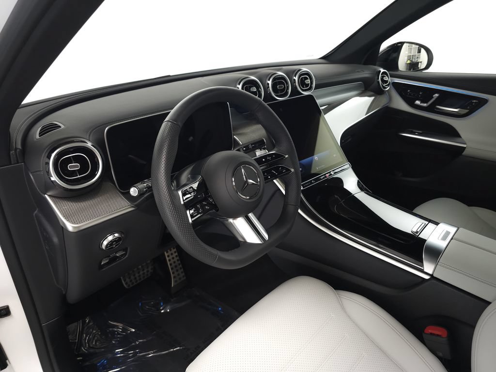 Certified 2026 Mercedes-Benz GLC 300 4MATIC image 8