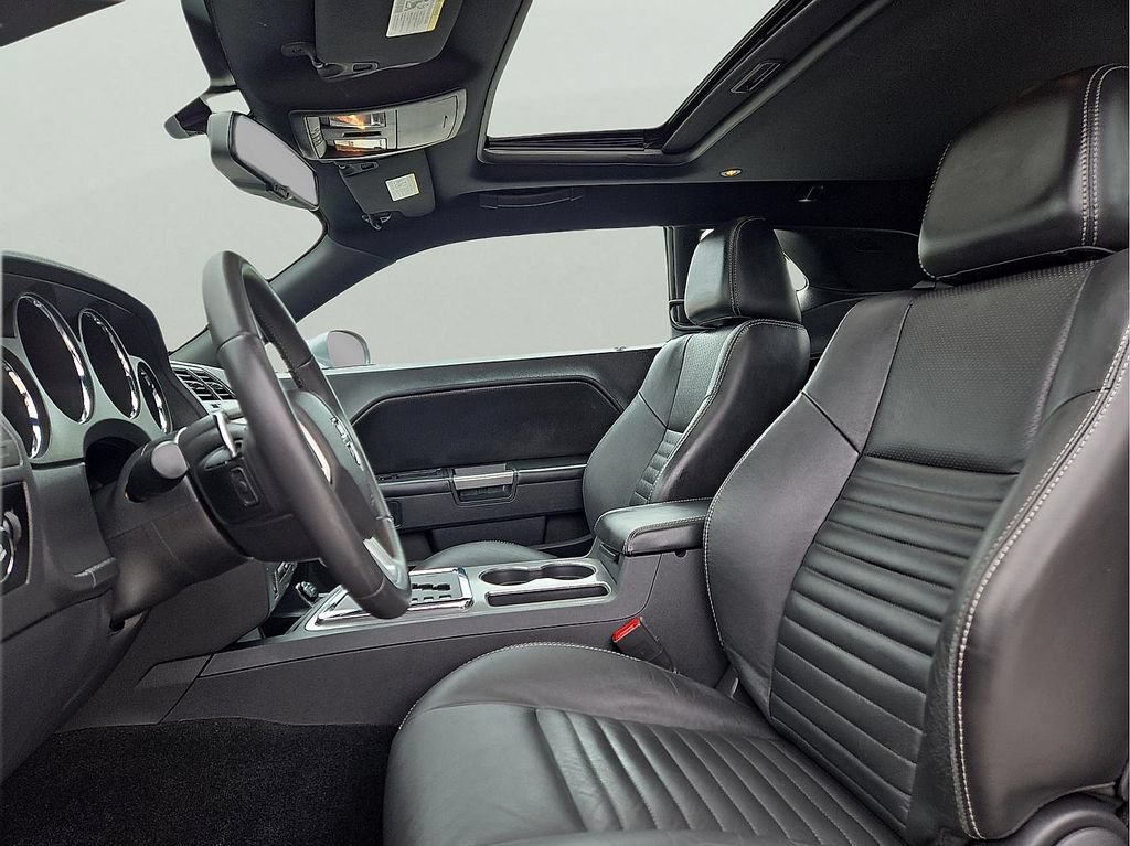 Used 2013 Dodge Challenger R/T Plus RWD image 13