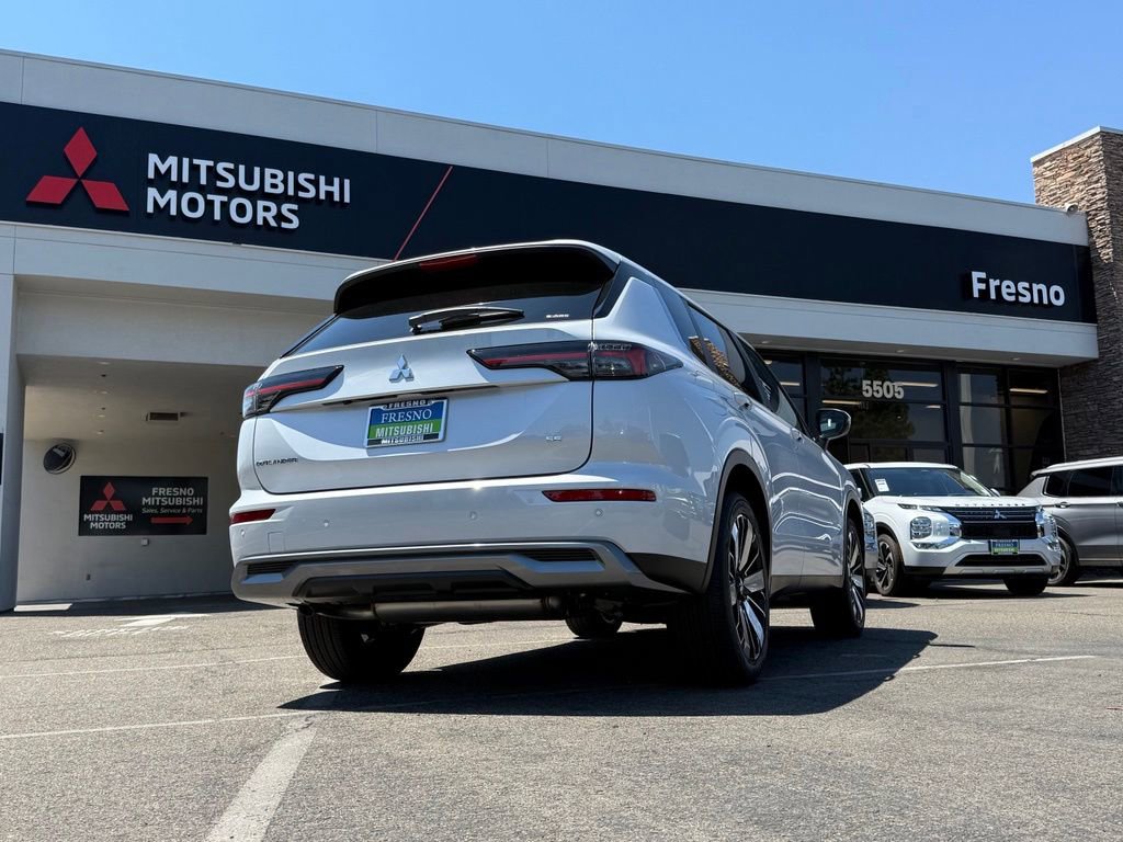 New 2026 Mitsubishi Outlander SE AWD/4WD image 7