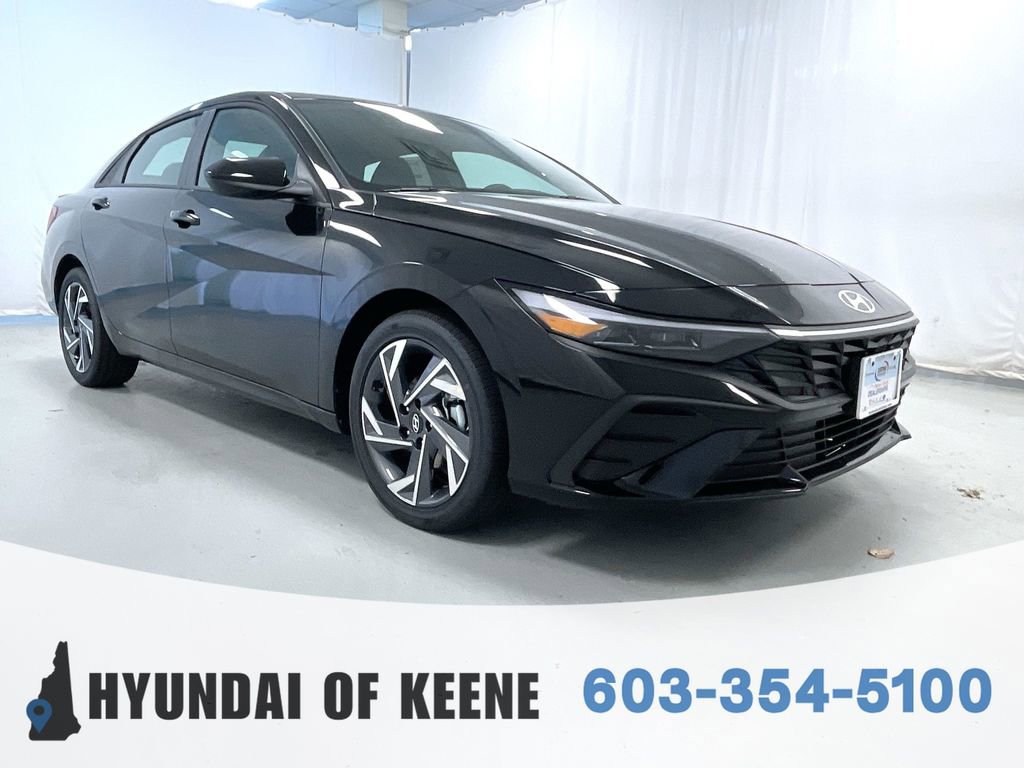 New 2025 Hyundai Elantra SEL
