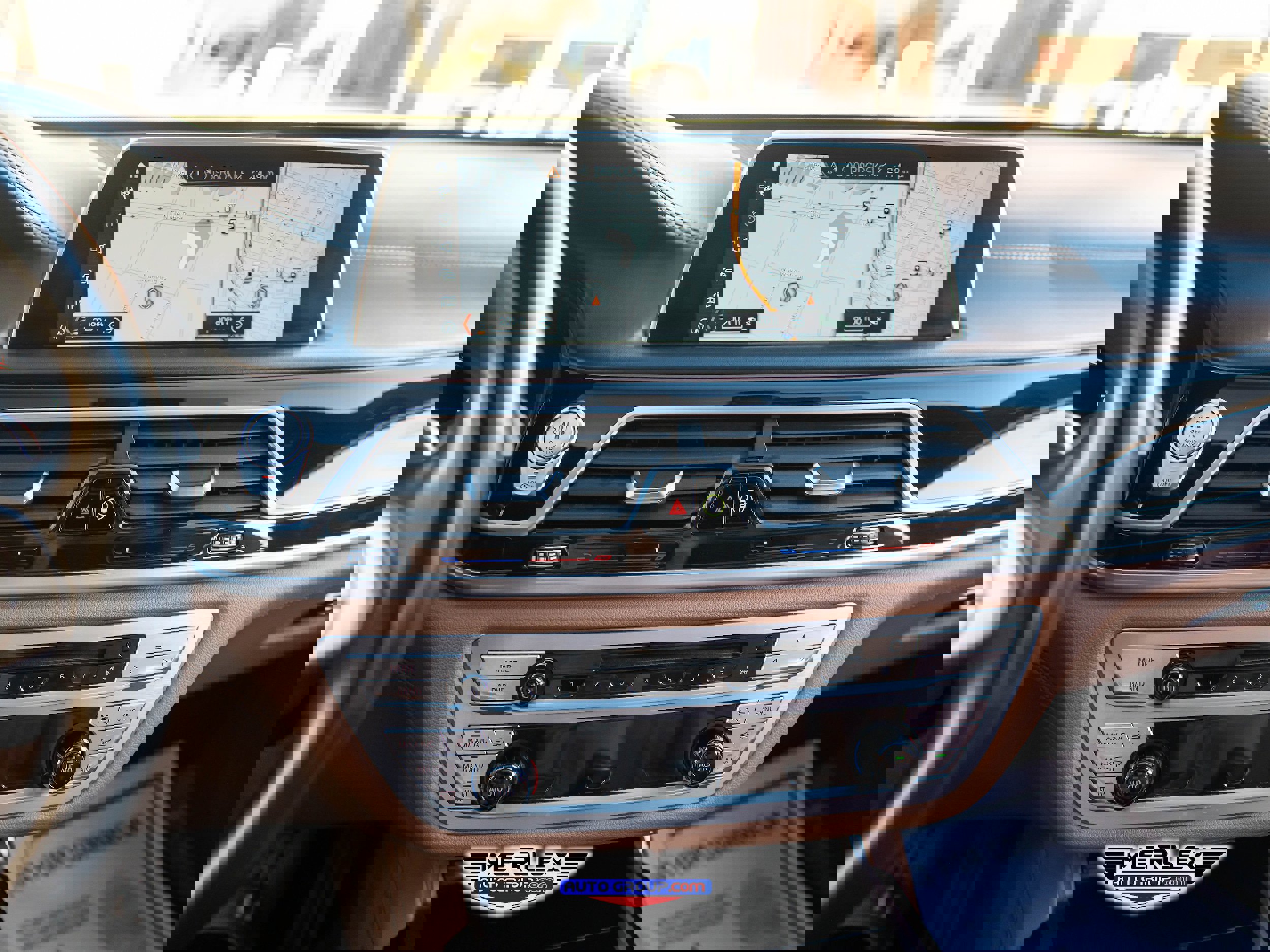 Used 2018 BMW 750i w/ Executive Package image 31