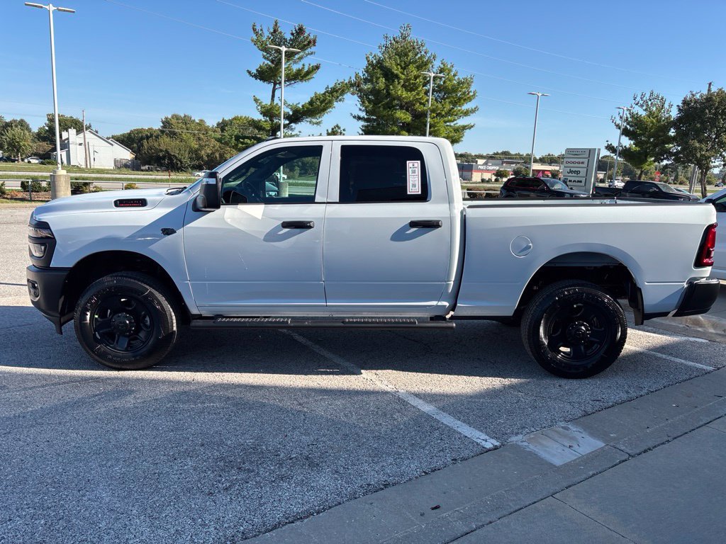 New 2027 RAM 3500 Tradesman AWD/4WD image 9