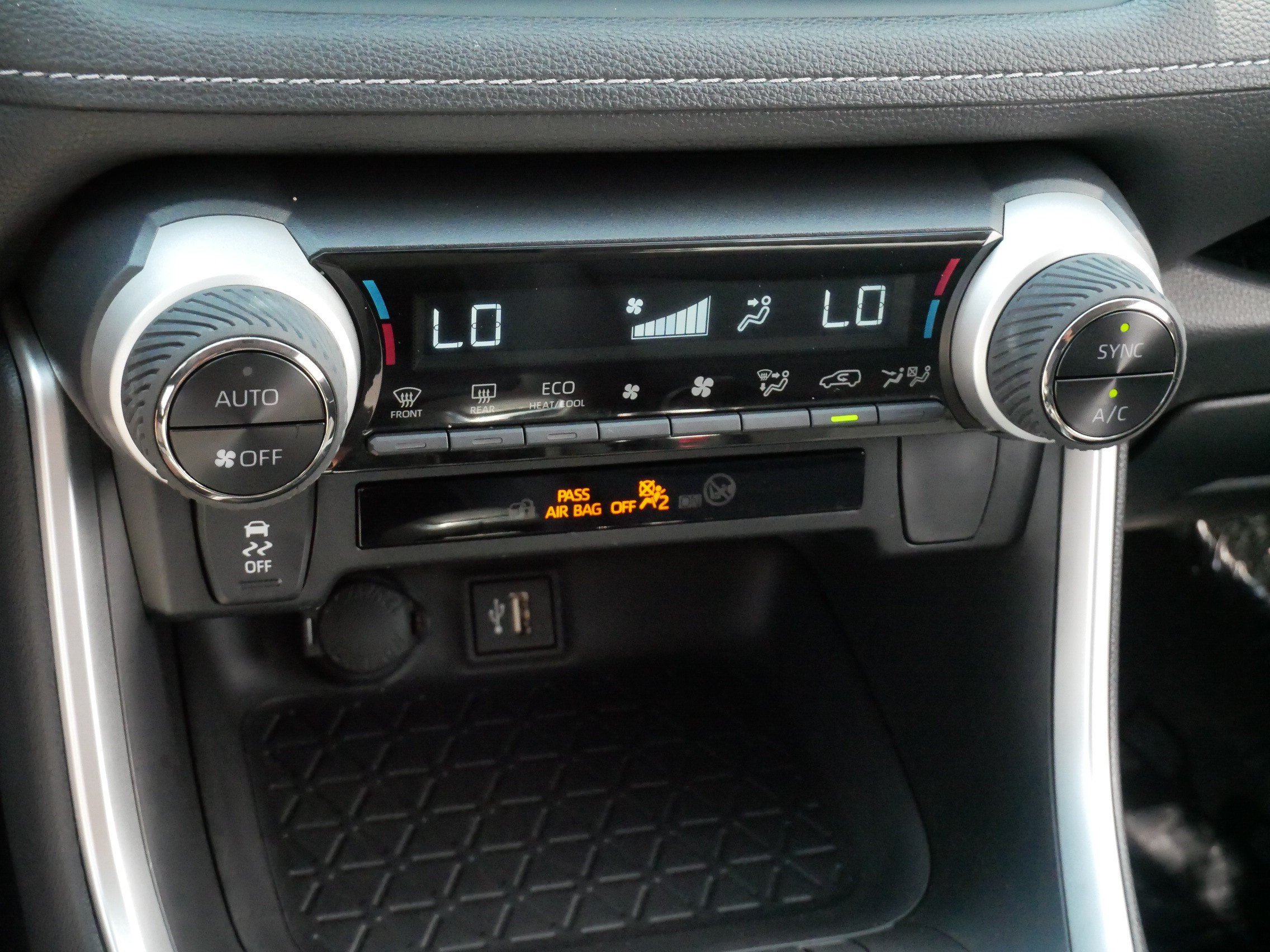 Certified 2025 Toyota RAV4 XLE Premium AWD/4WD image 23