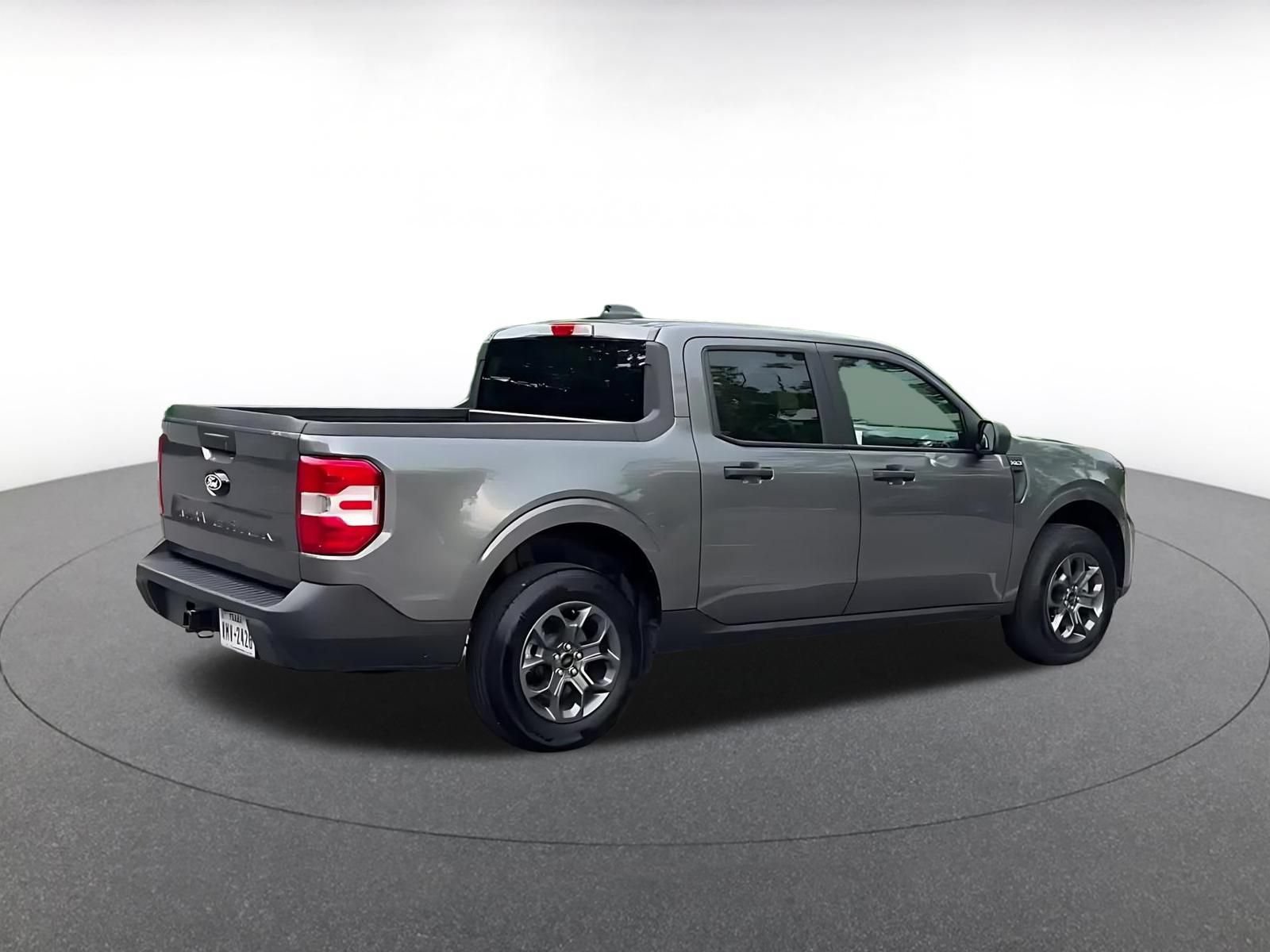 Used 2026 Ford Maverick XLT FWD image 14