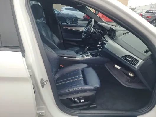 Used 2018 BMW 540i image 9