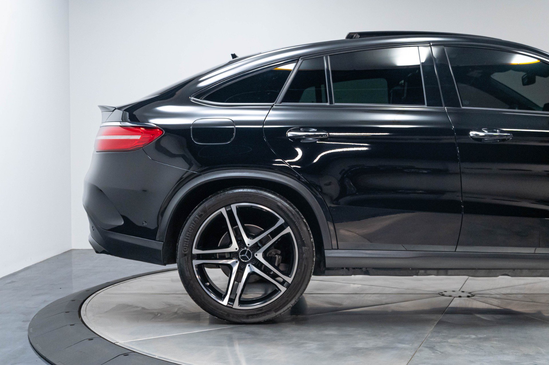 Used 2018 Mercedes-Benz GLE 43 AMG 4MATIC Coupe image 18