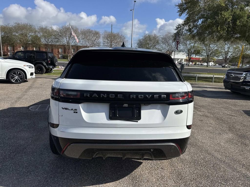Used 2021 Land Rover Range Rover Velar R-Dynamic S image 7